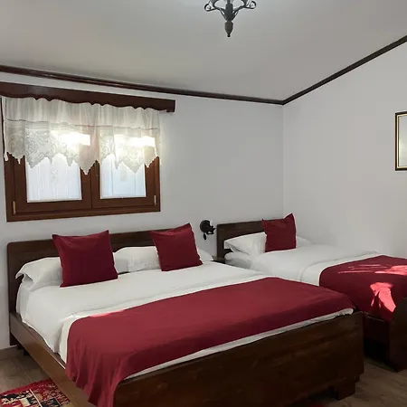 Hotel Berati 3*
