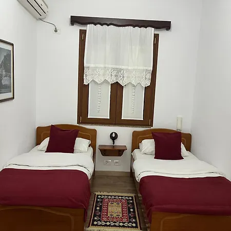 Hotel Berati 3* Berat
