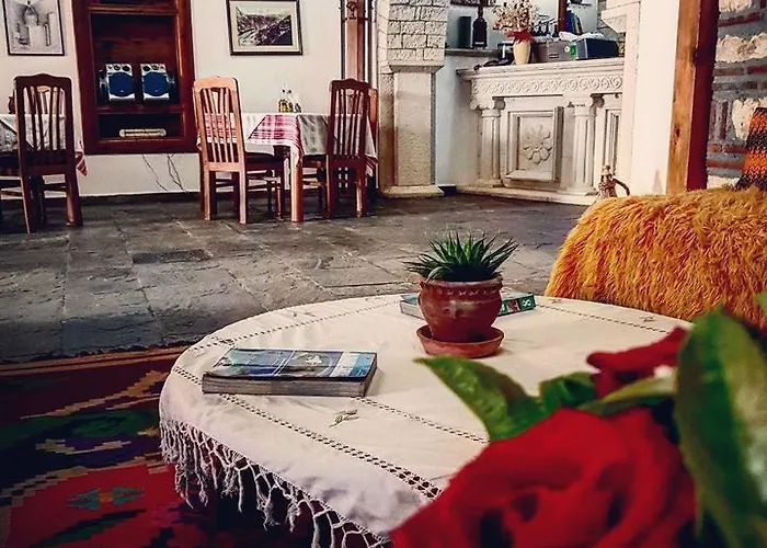 Hotel Berati 3* Берат