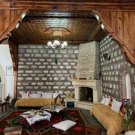 Hotel Berati 3*