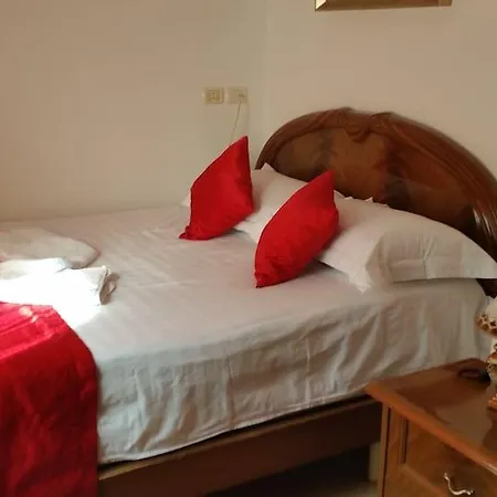 Hotel Hotel Berati 3*
