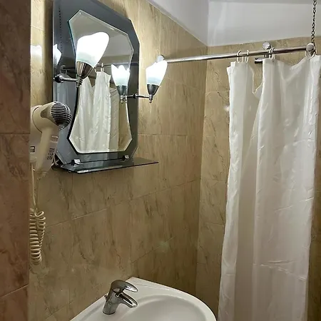 Hotel Berati Hotel 3*