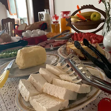 Отель Hotel Berati