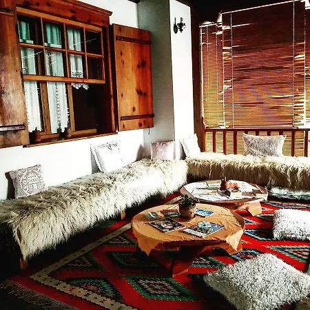 Отель Hotel Berati 3*