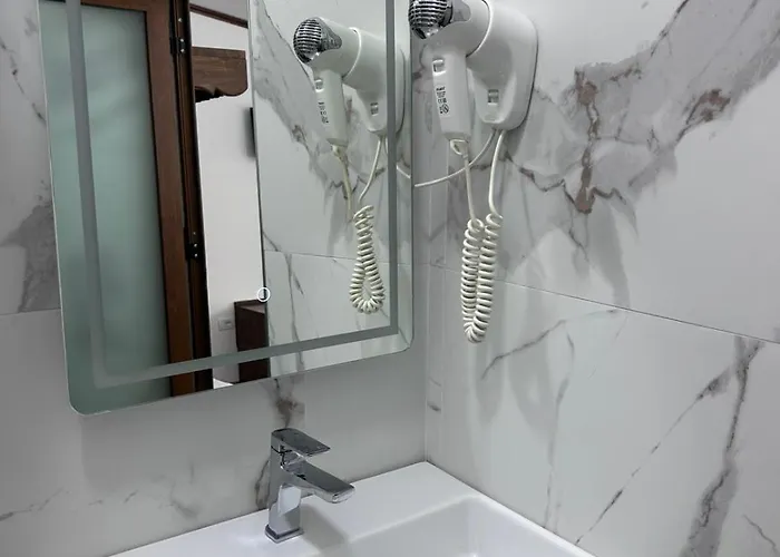 Hotel Berati 베라트